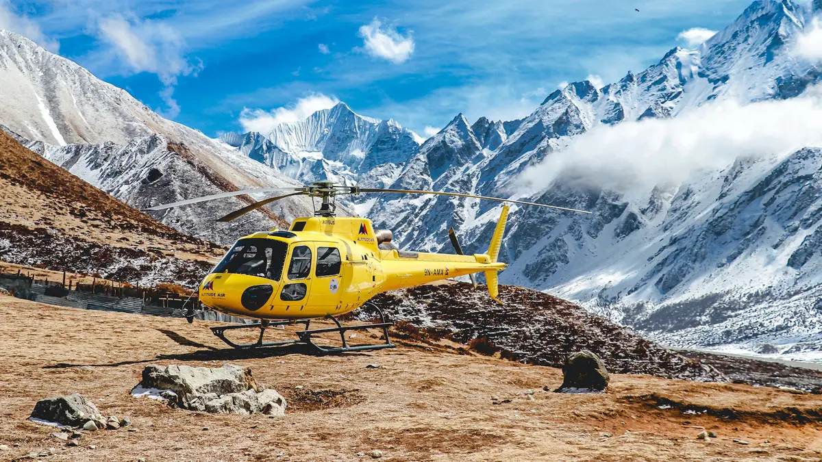 Luxury Everest Helicopter Tour with Landing & Price - 1 Day
