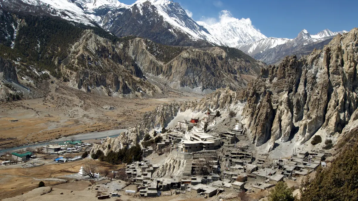 Manang Luxury Lodge Trek