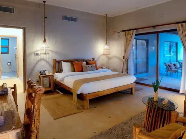 Luxury Hotel Room 4