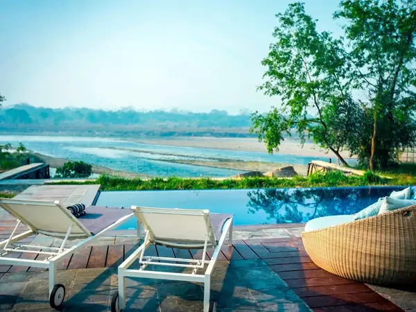 Kathmandu and Chitwan Luxury Tour